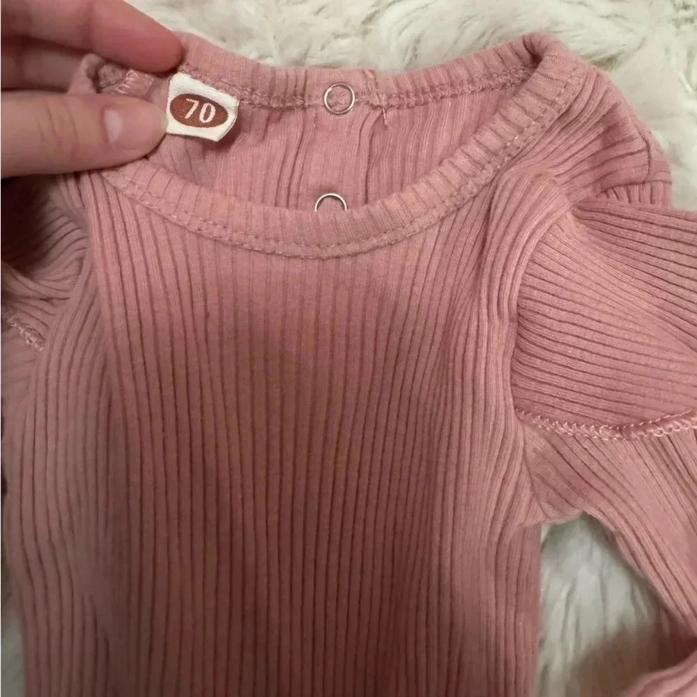 Amazon baby girl outfit sets size 70 Amazon or 0-3 months